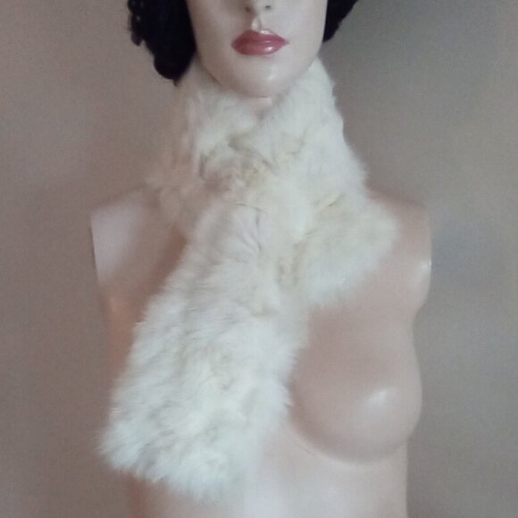 VTG Rabbit Fur Scarf/  VTG Long White Gloves/ HL Fur Clutch - Picture 1 of 9